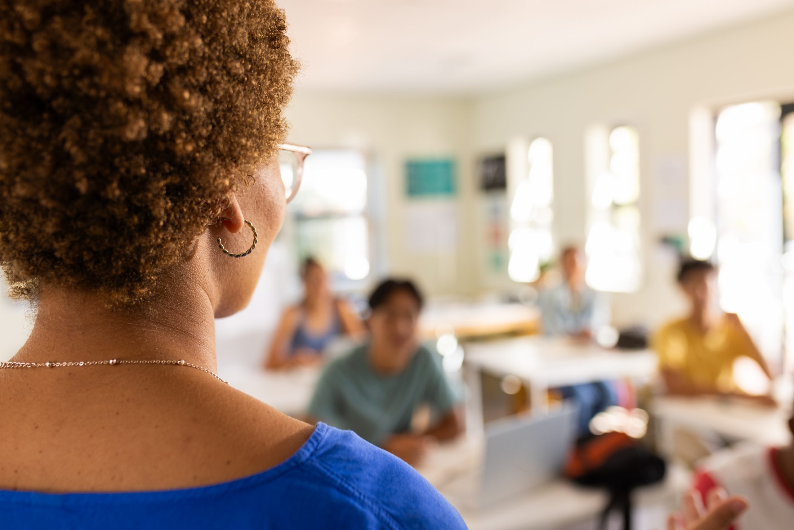 diferença entre faculade e universidade